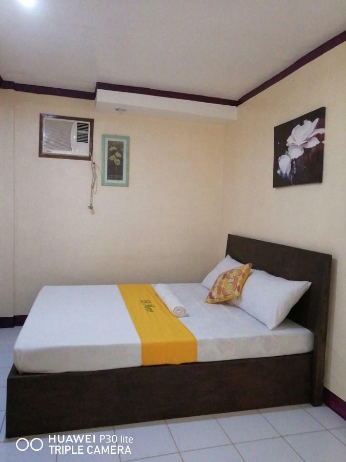 El Moro Beach Resort (Adults Only) Balabag  Buitenkant foto