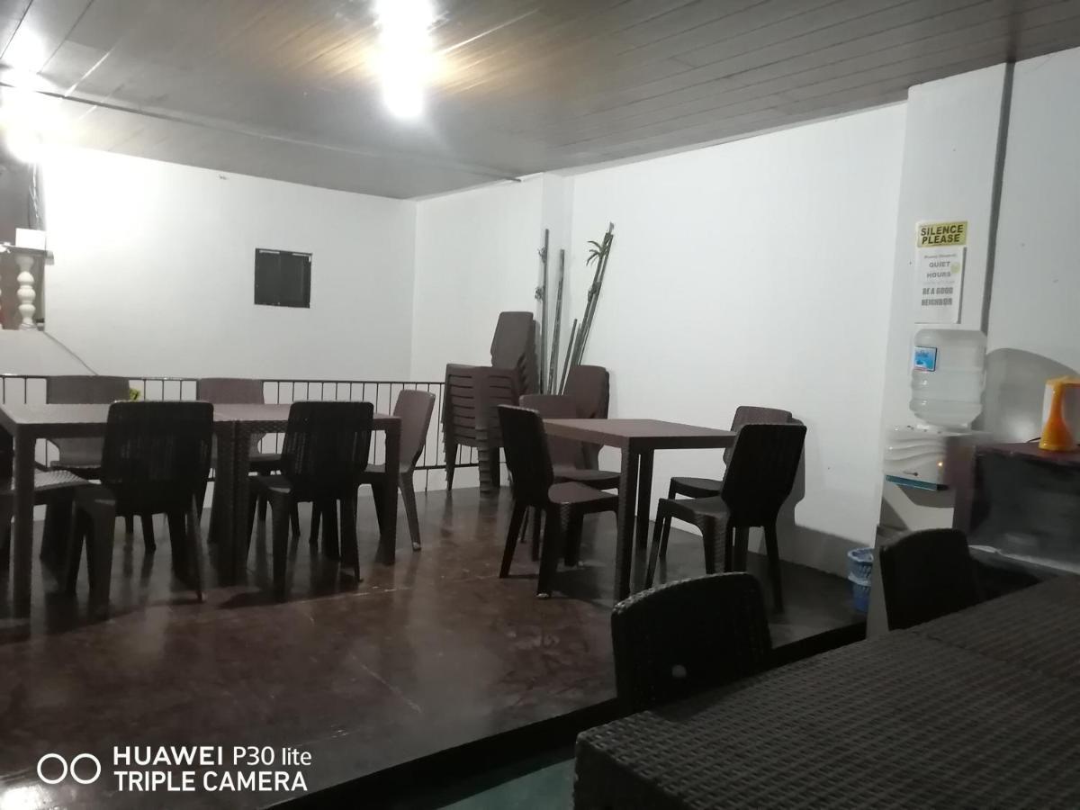 El Moro Beach Resort (Adults Only) Balabag  Buitenkant foto